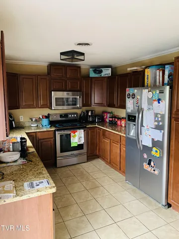 $294,000 | 324 Bellehaven Drive, Bristol, VA 24201