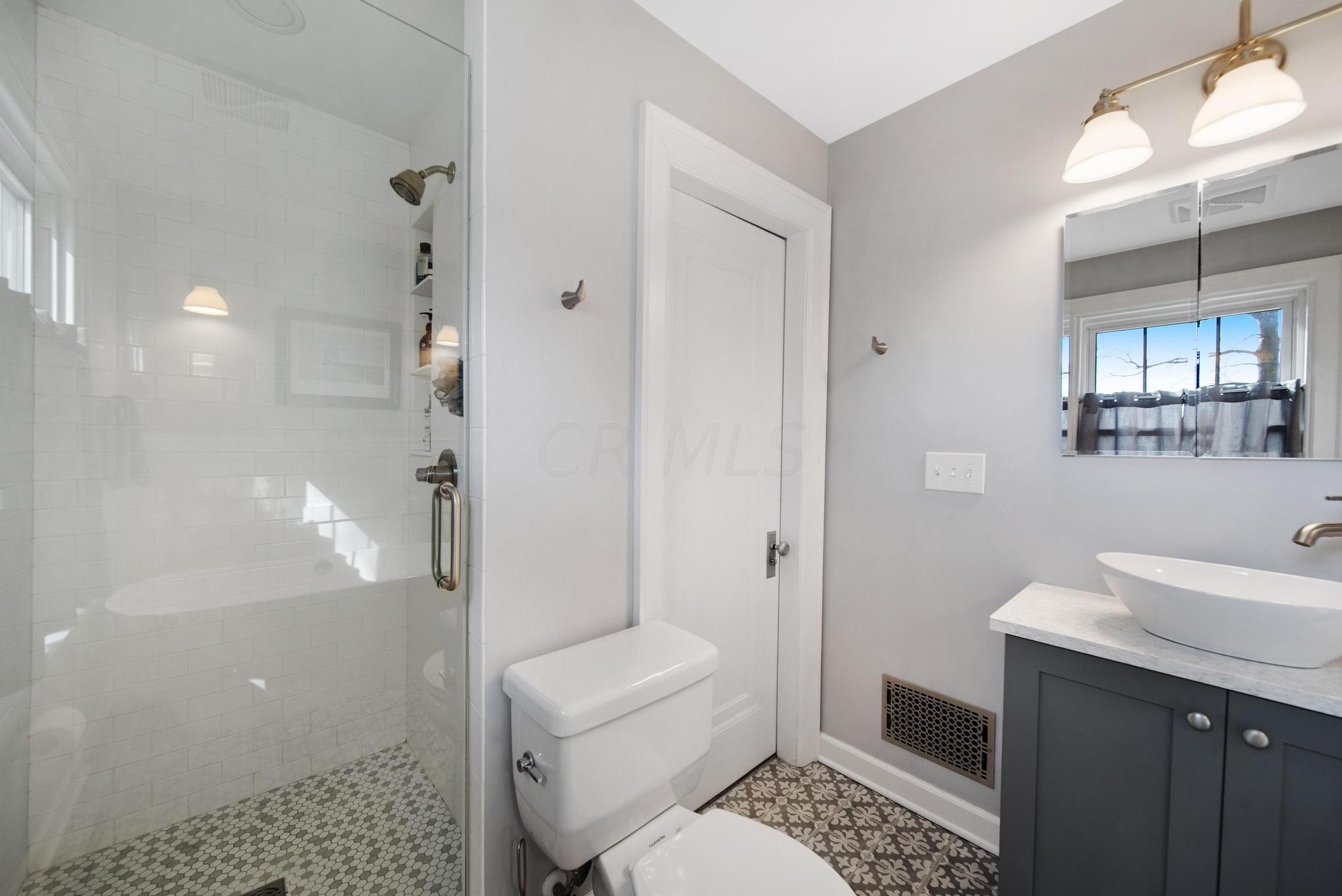 39 East Torrence Road Columbus, OH 43214 - Photo 20 of 61 DSC05521_2_3