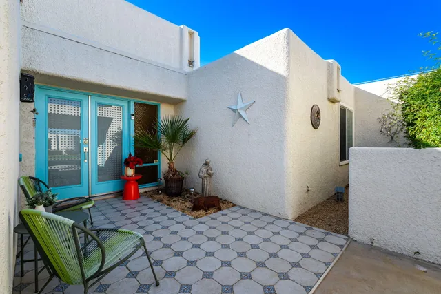 a house view with a backyard space