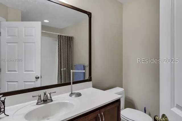 $595,000 | 223 Farnsleigh Avenue, Bluffton, SC 29910