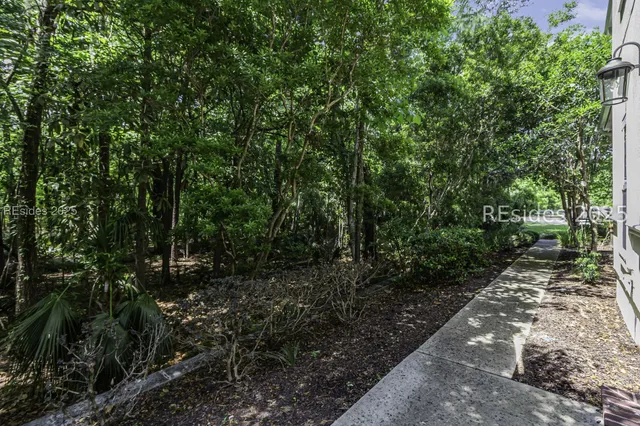 $595,000 | 223 Farnsleigh Avenue, Bluffton, SC 29910