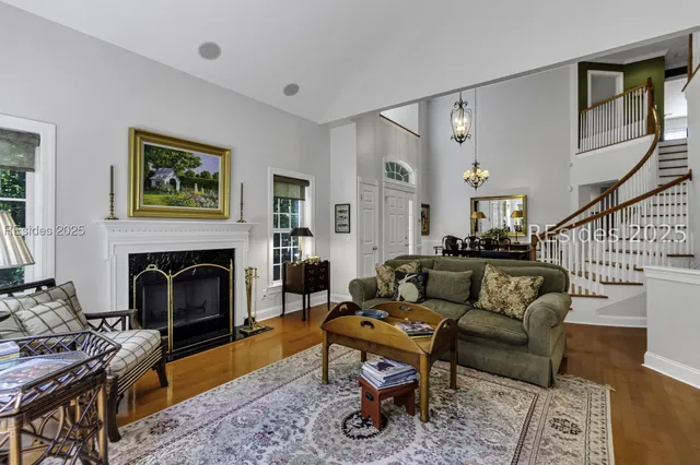 $595,000 | 223 Farnsleigh Avenue, Bluffton, SC 29910