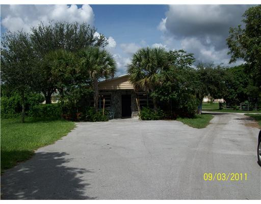 6021 Southwest 173rd Way Southwest Ranches, FL 33331 - Photo 1 of 14 Exterior Front