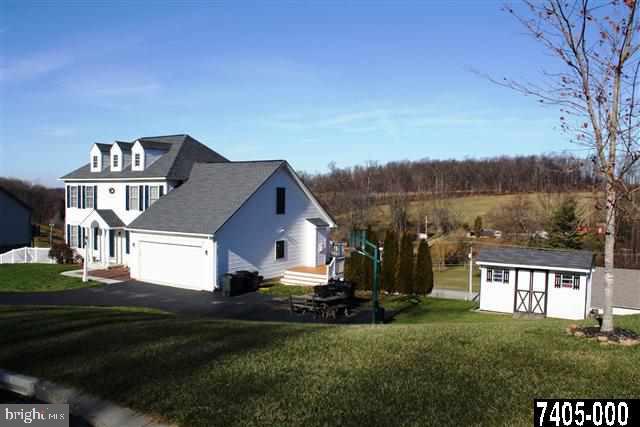 3 Glenhurst Road Shrewsbury, PA 17361 - Photo 4 of 28 Gallery Image 4