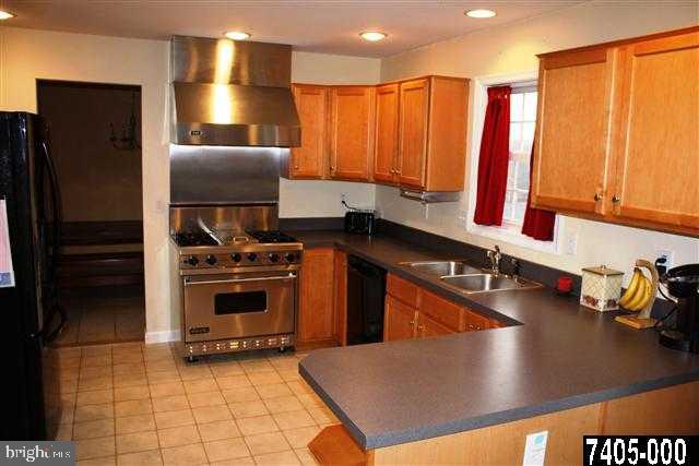 3 Glenhurst Road Shrewsbury, PA 17361 - Photo 6 of 28 Gallery Image 6