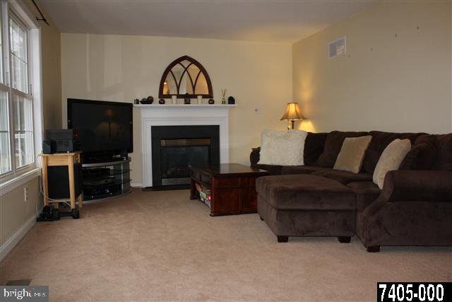 3 Glenhurst Road Shrewsbury, PA 17361 - Photo 7 of 28 Gallery Image 7