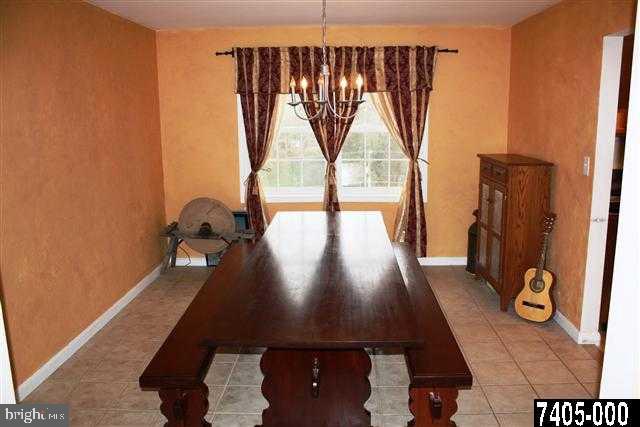3 Glenhurst Road Shrewsbury, PA 17361 - Photo 8 of 28 Gallery Image 8