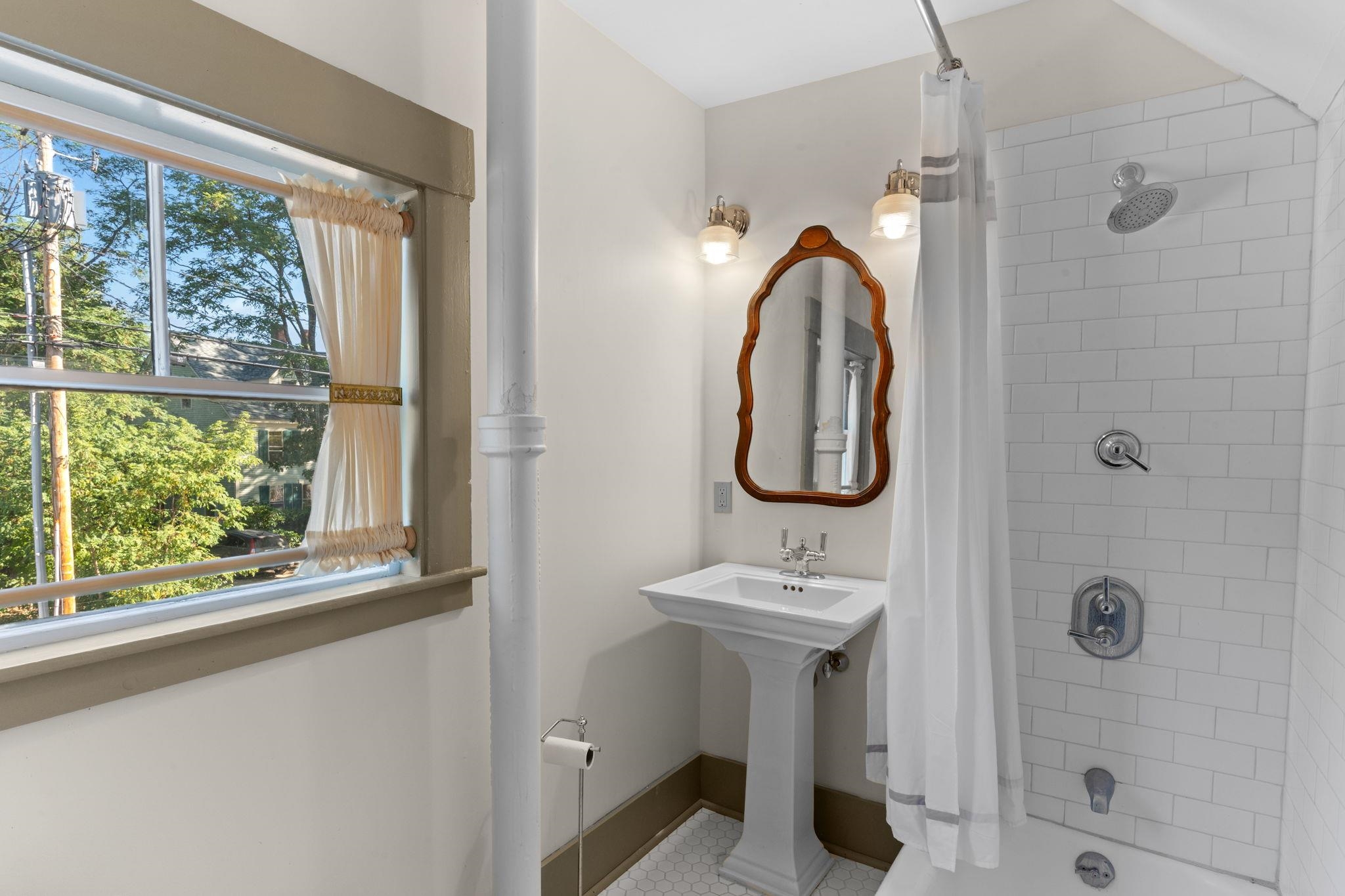 85 Main Street, Unit #2 Tamworth, NH 03886 - Photo 31 of 40