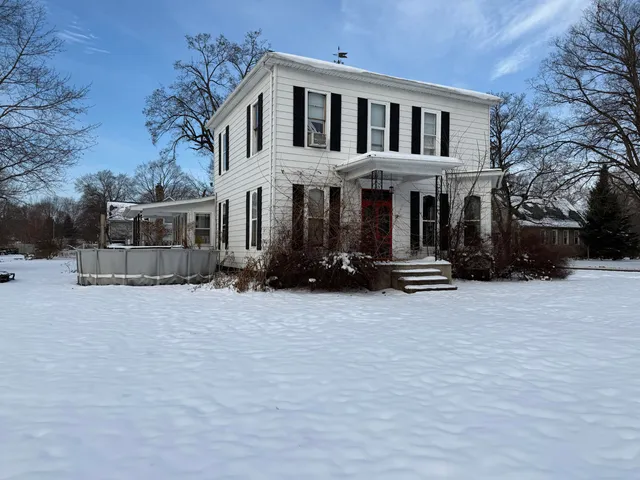 $195,000 | 235 North Nottawa Street, Mendon, MI 49072