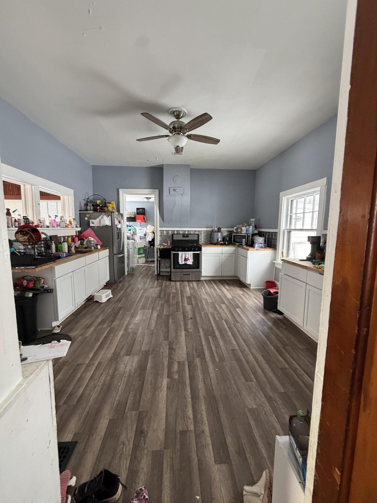 235 North Nottawa Street Mendon, MI 49072 - Photo 7 of 26 IMG_4531