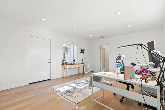 $1,199,000 | 7741 Variel Avenue, Canoga Park, CA 91304