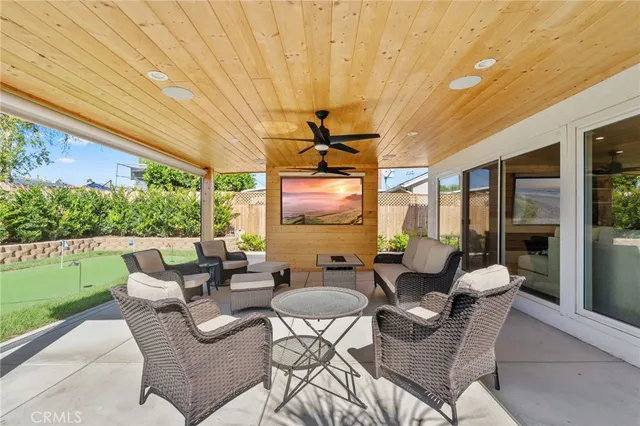 $1,199,000 | 7741 Variel Avenue, Canoga Park, CA 91304