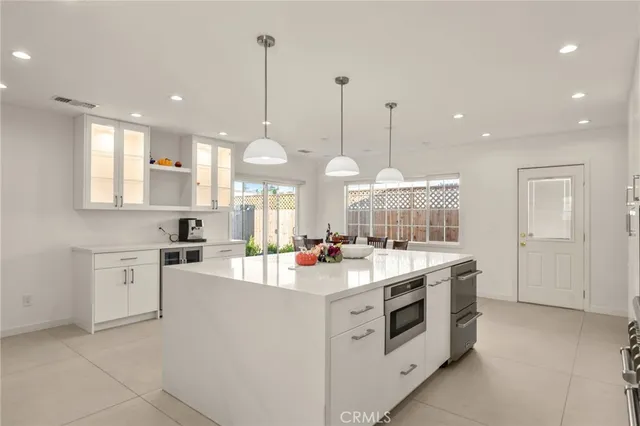 $1,199,000 | 7741 Variel Avenue, Canoga Park, CA 91304