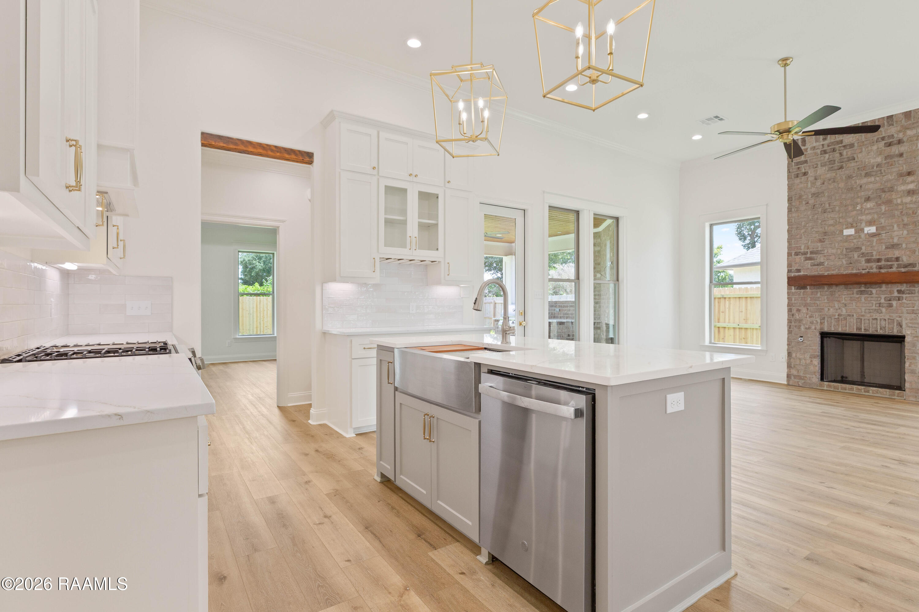 721 Whispering Meadows Road Broussard, LA 70518 - Photo 10 of 29 Kitchen