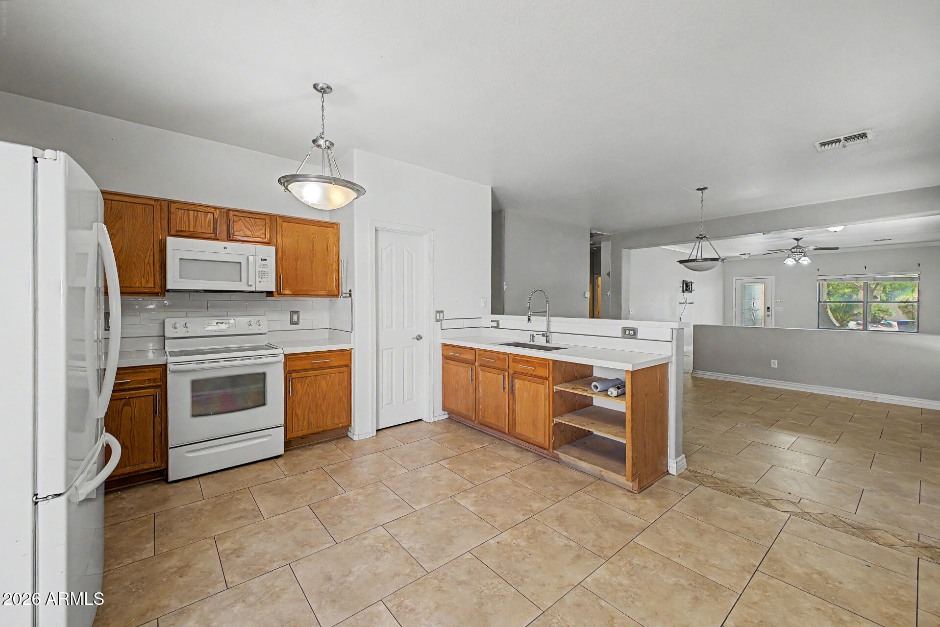9644 West Cordes Road Tolleson, AZ 85353 - Photo 6 of 22 Kitchen