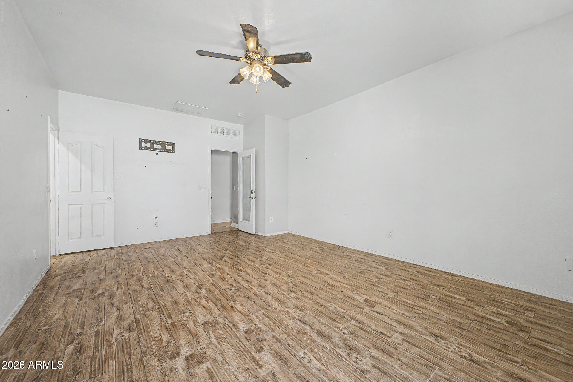 9644 West Cordes Road Tolleson, AZ 85353 - Photo 10 of 22 Primary Bedroom