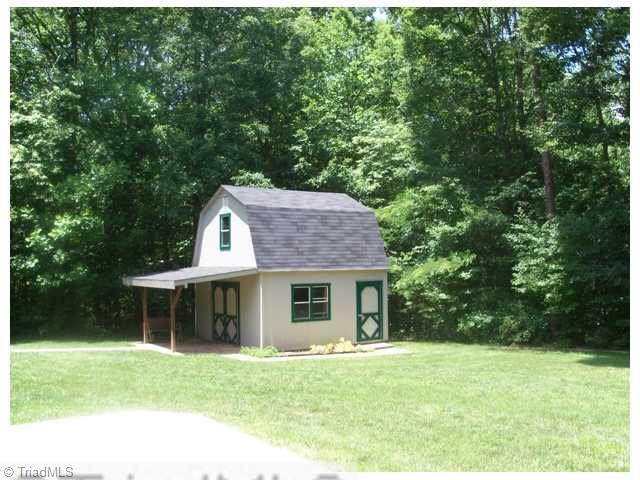 441 Golf Course Road Pilot Mountain, NC 27041 - Photo 14 of 16 Storage. Great storage building.