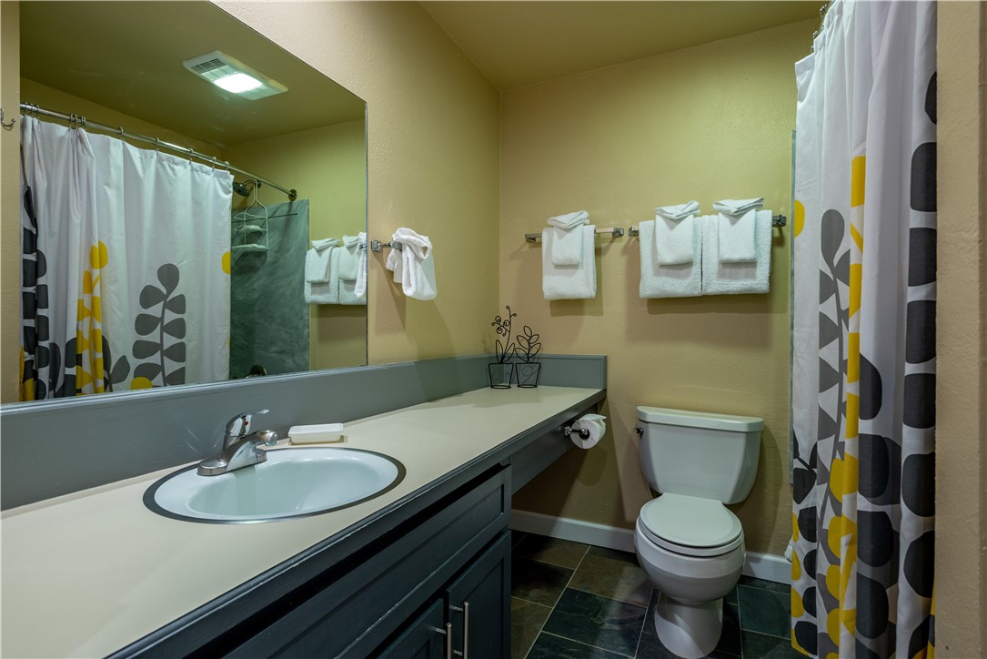 760 Copper Road, Unit 206 Frisco, CO 80443 - Photo 17 of 25 Gallery Image 17