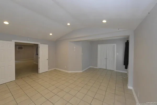 $1,700 | 302 Artemis Drive, San Antonio, TX 78218