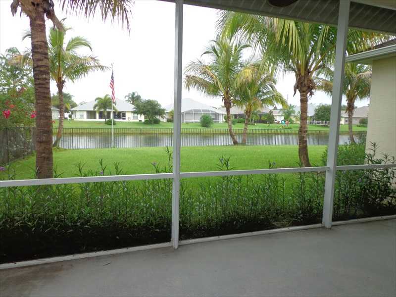 383 West Key Lime Square Southwest Vero Beach, FL 32968 - Photo 17 of 19 a view of a park