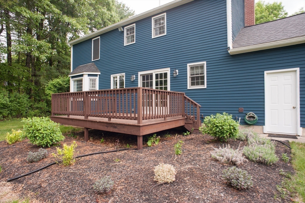 13 King Philip Path Mendon, MA 01756 - Photo 35 of 38