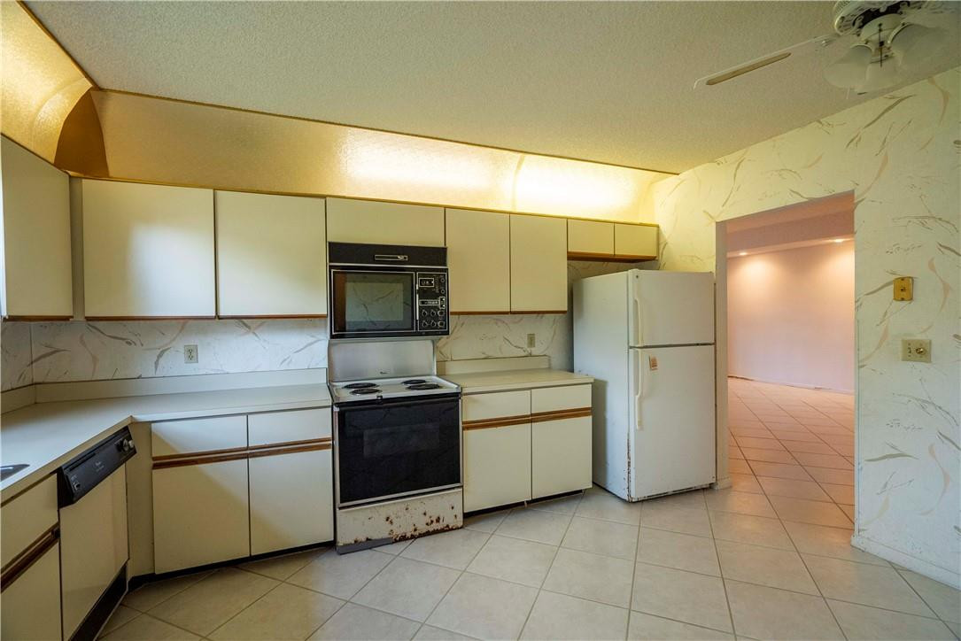 7563 Andorra Place Boca Raton, FL 33433 - Photo 4 of 16 Photo 4