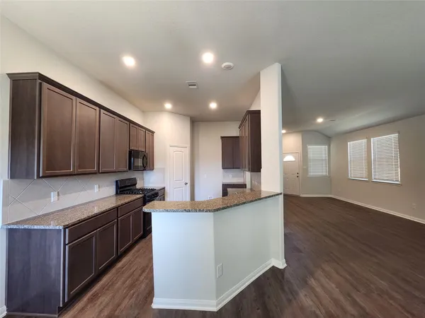 $1,950 | 11318 Cora Lane, Willis, TX 77318