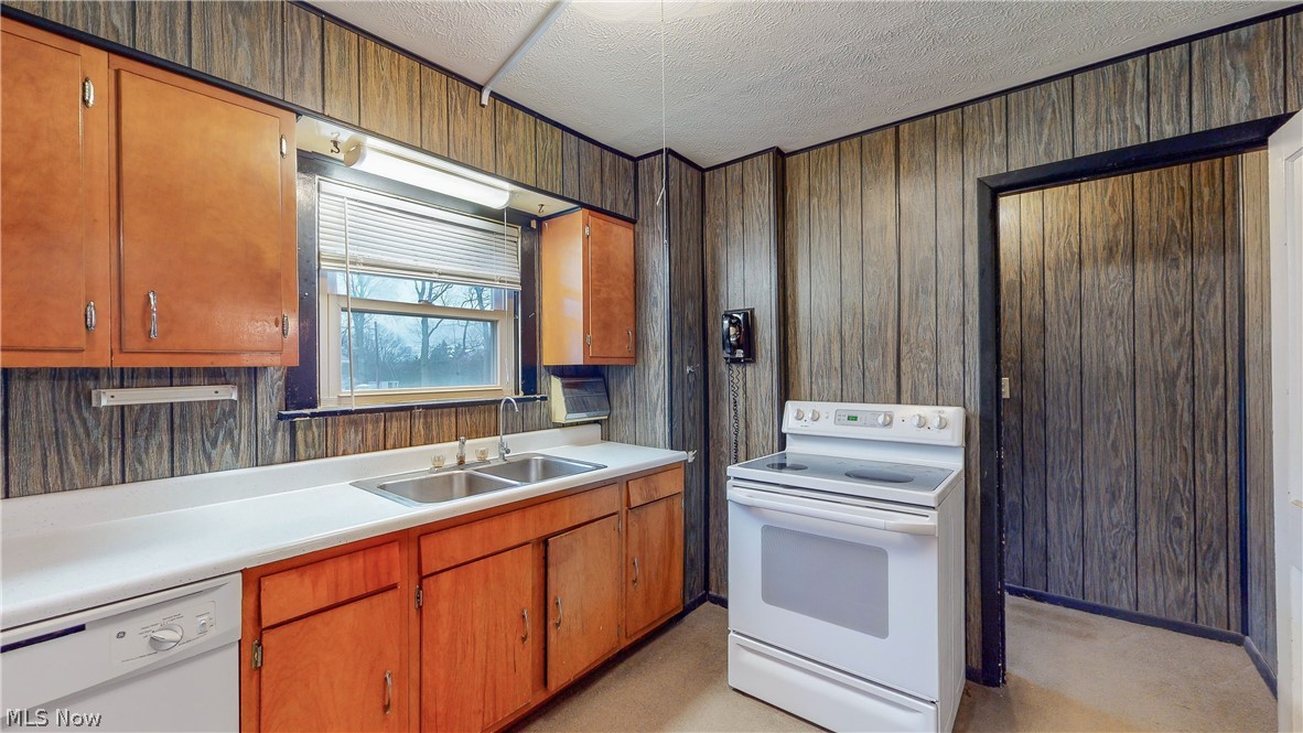 864 Mill Road Ravenna, OH 44266 - Photo 9 of 35