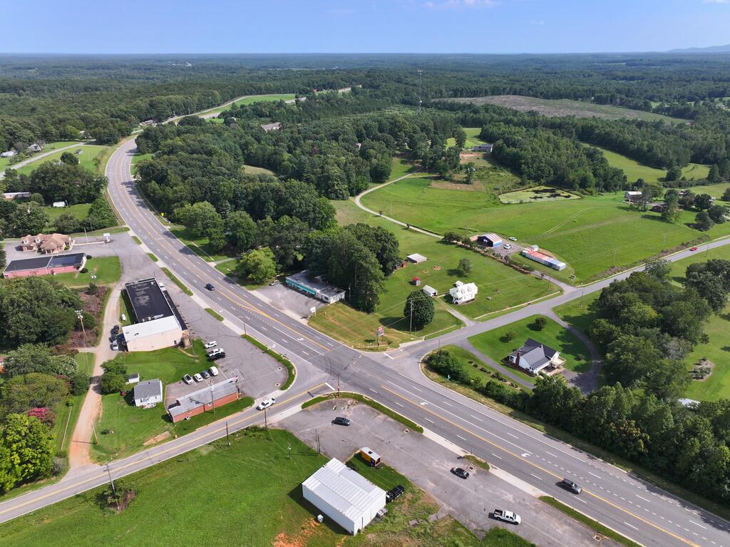 21983 Jeb Stuart Highway Stuart, VA 24171 - Photo 3 of 24 Gallery Image 3