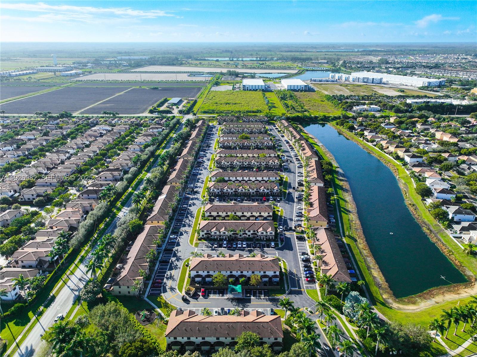 3218 Southeast 5th Court Homestead, FL 33033 - Photo 65 of 68 a view of a city