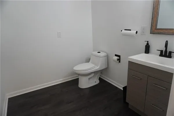 $299,900 | 530 Highland Station Drive, Unit 3004, Suwanee, GA 30024