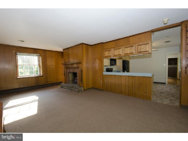 702 Hamilton Road Bryn Mawr, PA 19010 - Photo 10 of 25 Family Room