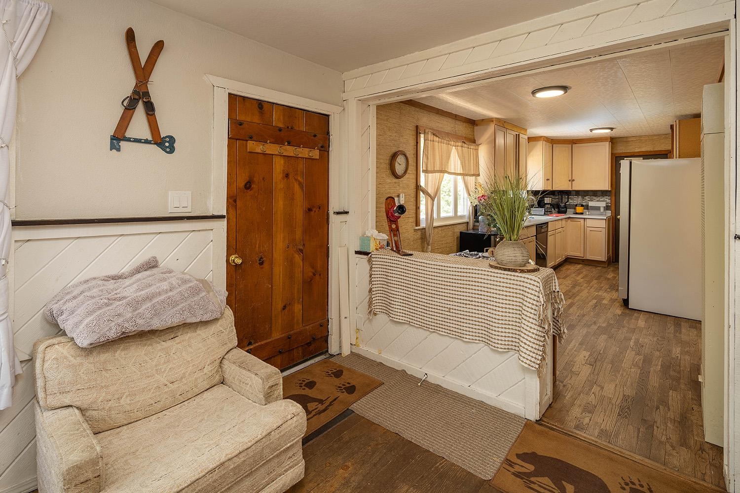 8735 River Road Truckee, CA 96161 - Photo 7 of 16 Gallery Image 7