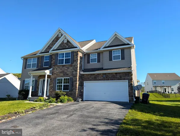 $405,000 | 9 West Imperial Drive, Aspers, PA 17304