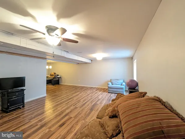 $405,000 | 9 West Imperial Drive, Aspers, PA 17304
