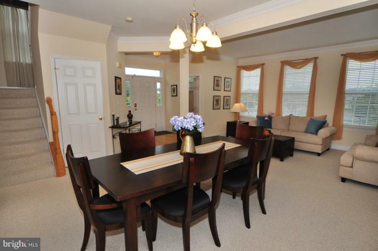 610 Springhouse Square Southeast Leesburg, VA 20175 - Photo 21 of 30 Dining Room
