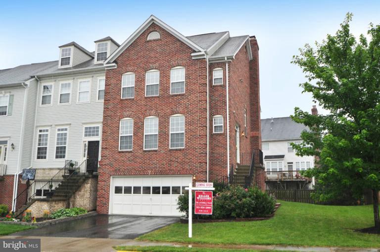 610 Springhouse Square Southeast Leesburg, VA 20175 - Photo 30 of 30 Exterior (Front)