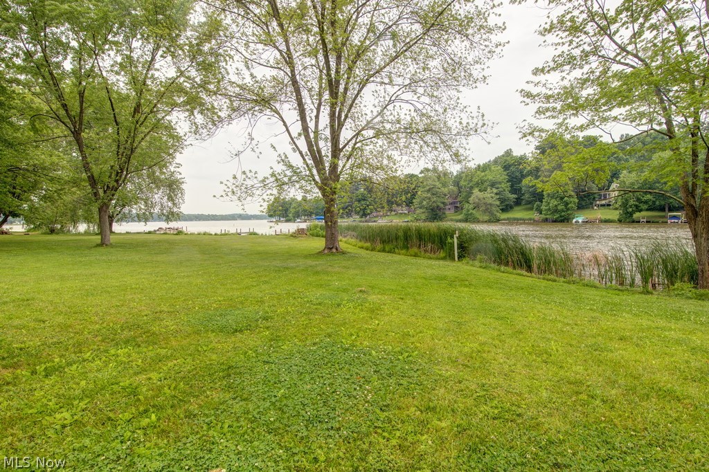 6904 Lakeview Road Hanoverton, OH 44423 - Photo 2 of 22 Beautiful Lakefront