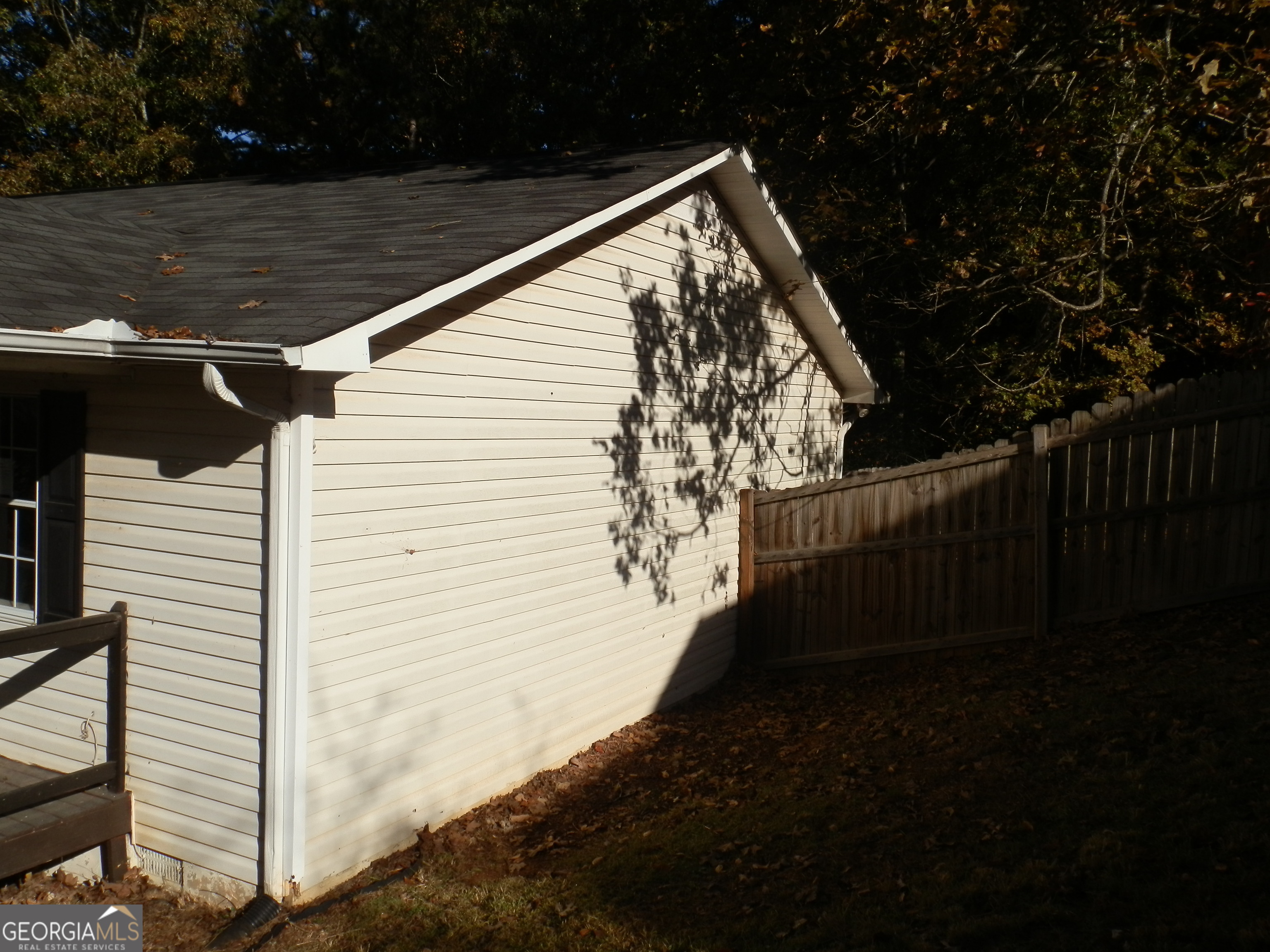114 Lindsey Court Northeast Calhoun, GA 30701 - Photo 6 of 26 a view of a house with a yard