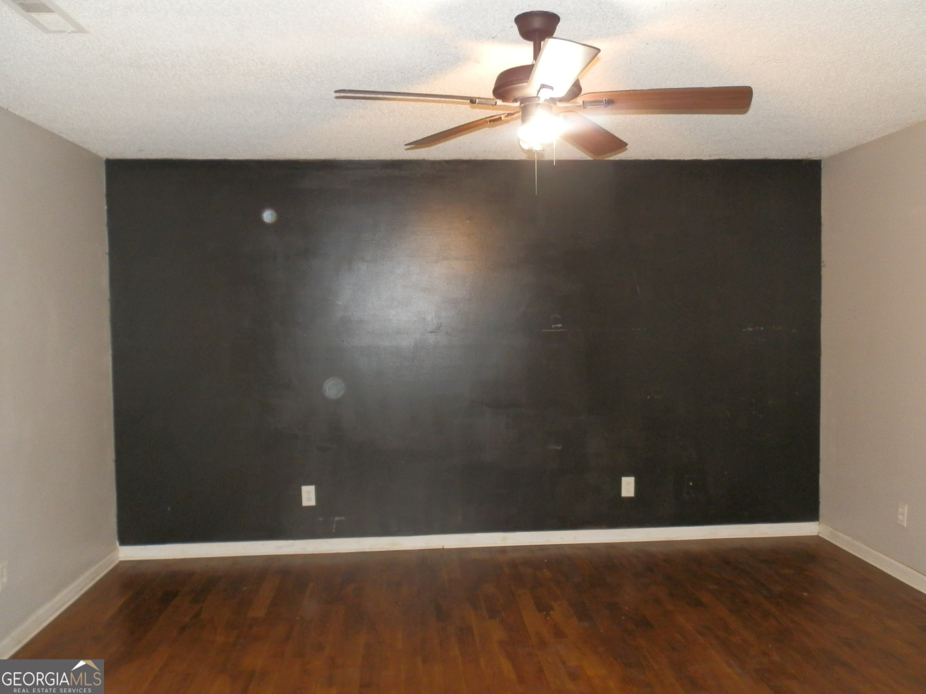 114 Lindsey Court Northeast Calhoun, GA 30701 - Photo 10 of 26 a view of an empty room