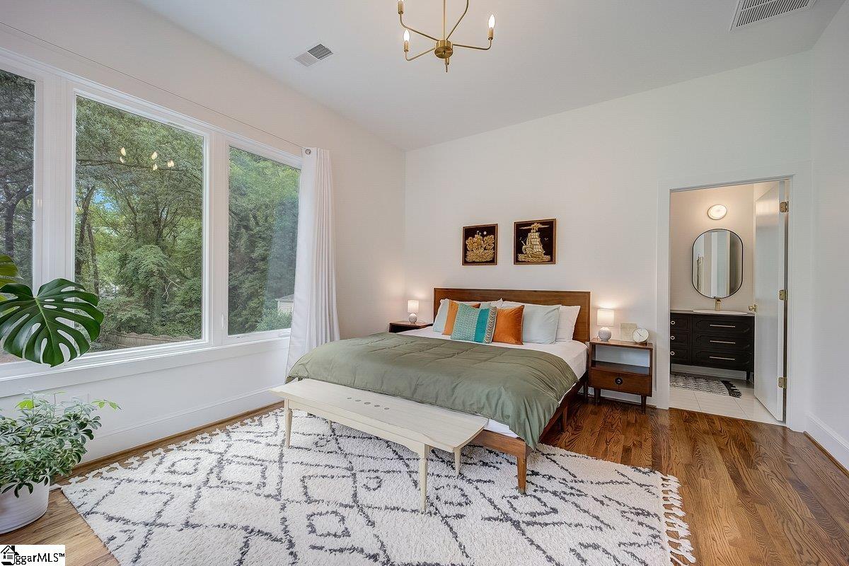 46 Briarcliff Drive Greenville, SC 29607 - Photo 2 of 30