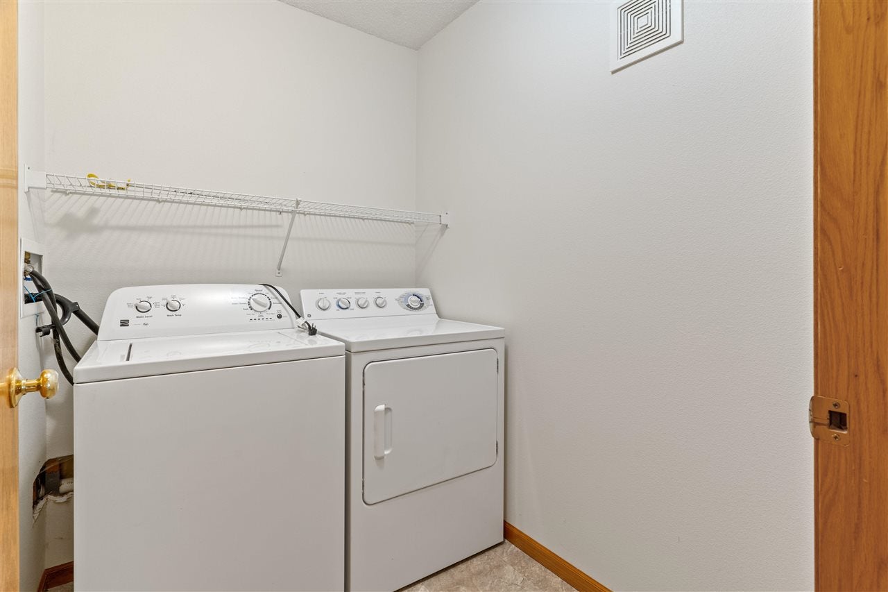 2953 Heinz Road, Unit 2 Iowa City, IA 52240 - Photo 17 of 23 Gallery Image 17