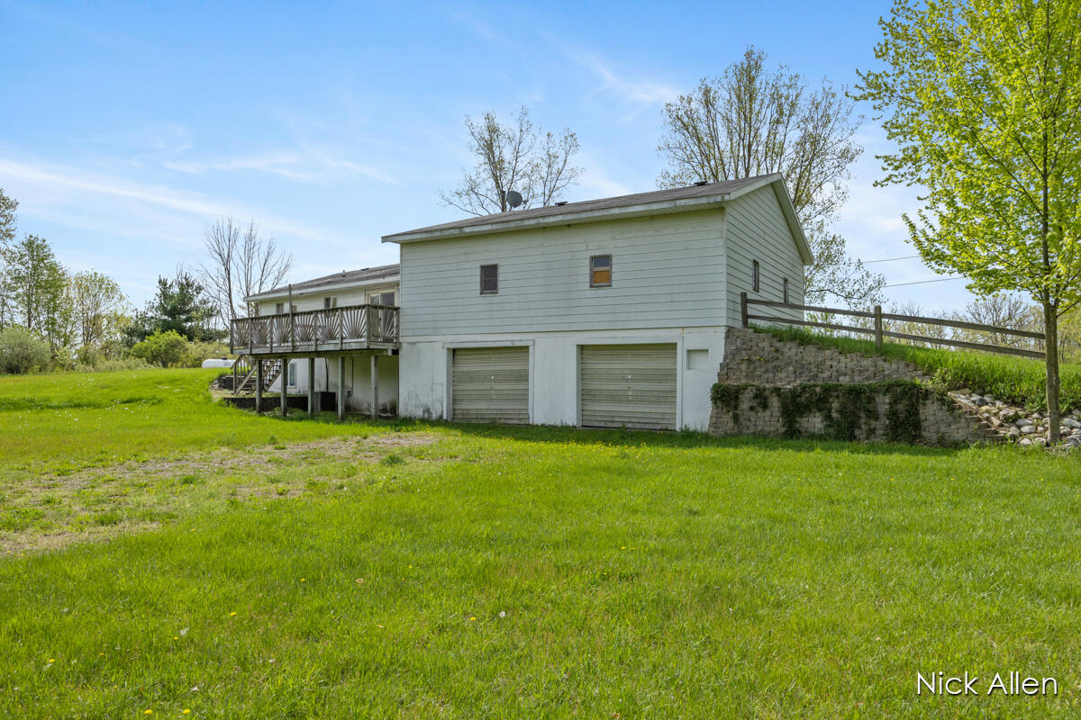 23600 West South County Line Road Gowen, MI 49326 - Photo 31 of 45 IMG_1030