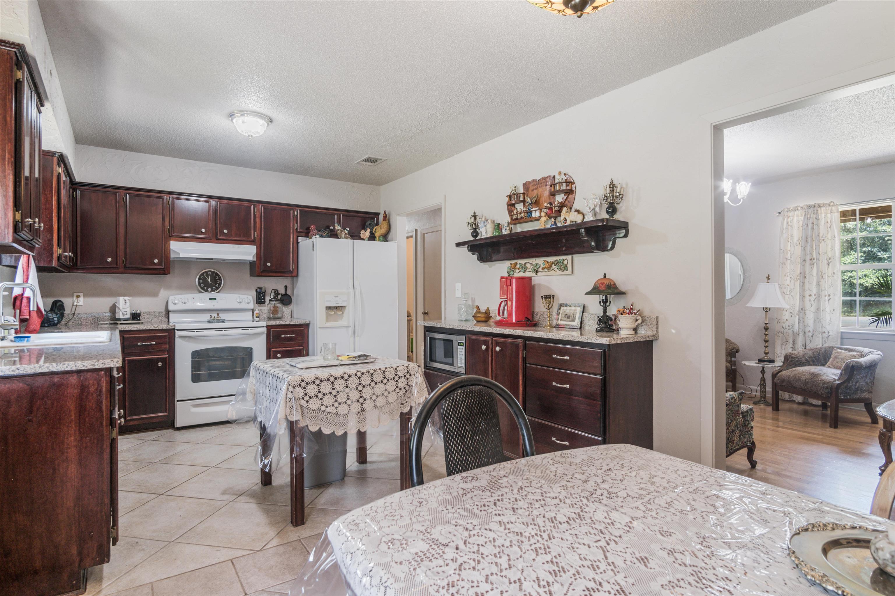 824 East Laurel Avenue Foley, AL 36535 - Photo 11 of 25