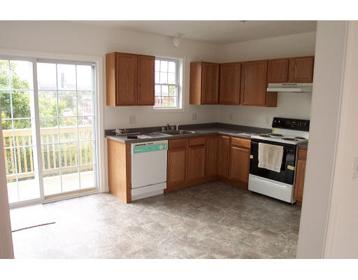 2 Blake Street Worcester, MA 01604 - Photo 5 of 6 Gallery Image 5