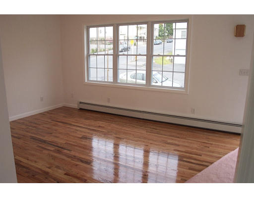 2 Blake Street Worcester, MA 01604 - Photo 6 of 6 Gallery Image 6