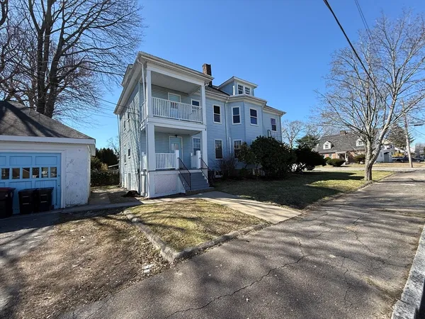 $3,650 | 68 Ash Street, Unit 2, Brockton, MA 02301