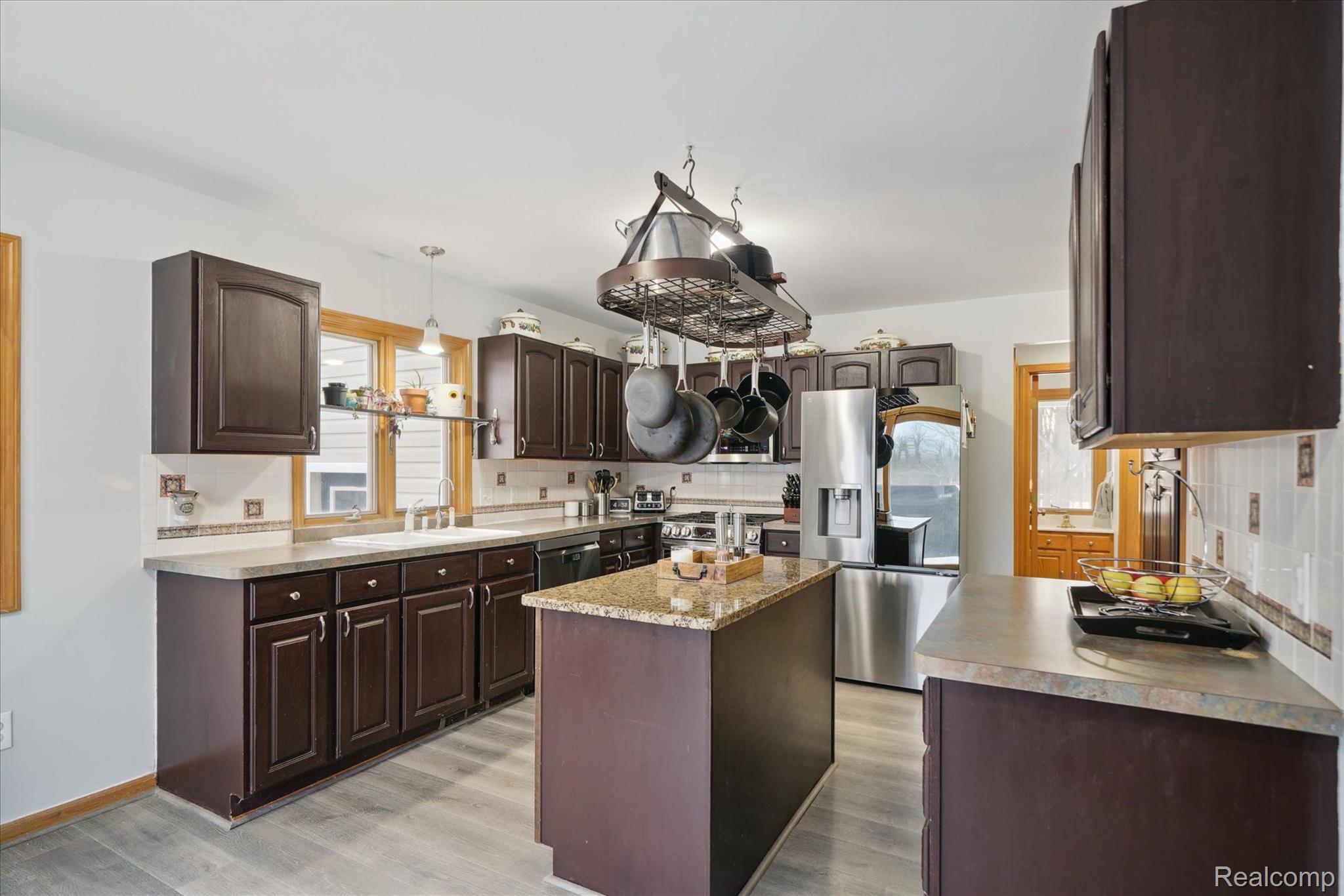 17409 Fish Lake Road Holly, MI 48442 - Photo 7 of 54 Beautiful Kitchen!