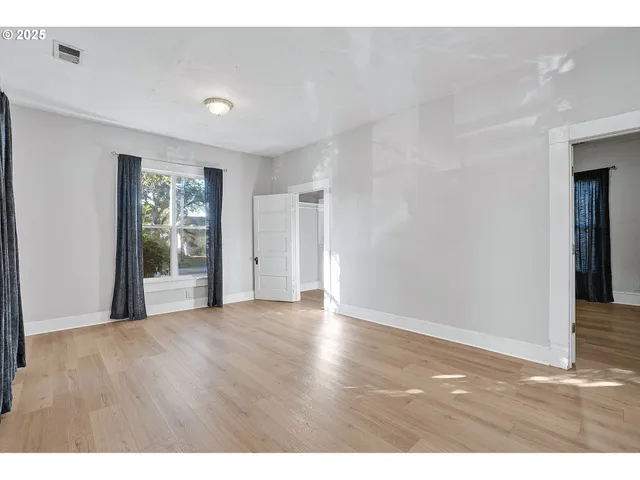 $589,000 | 635 Southeast Walnut Street, Hillsboro, OR 97123