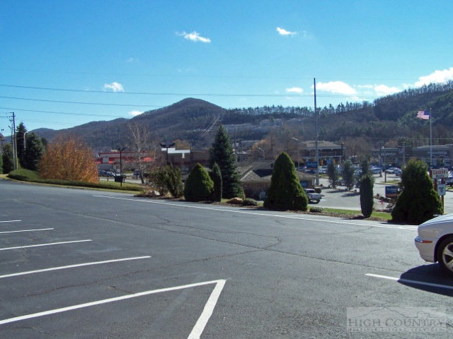 1377 Blowing Rock Road Boone, NC 28607 - Photo 12 of 13